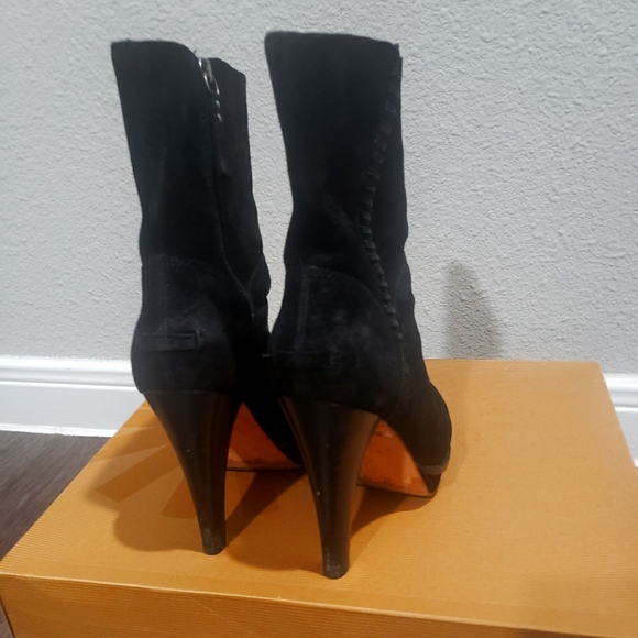 UGG High Heel Suede Boots - Picture 2 of 3